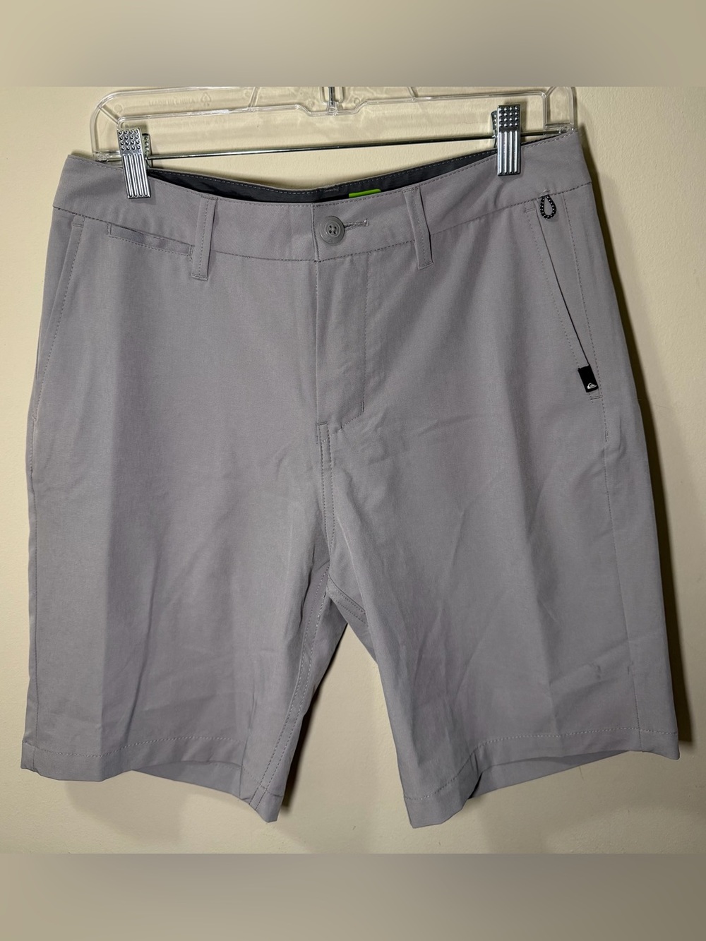 Quiksilver Men's Light Gray Performance Flat Front Shorts 9” inseam